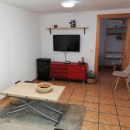 La Buganvilla De Juana Y Antonio Casares Eksteriør billede